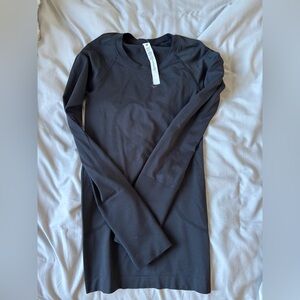 Lululemon longsleeve